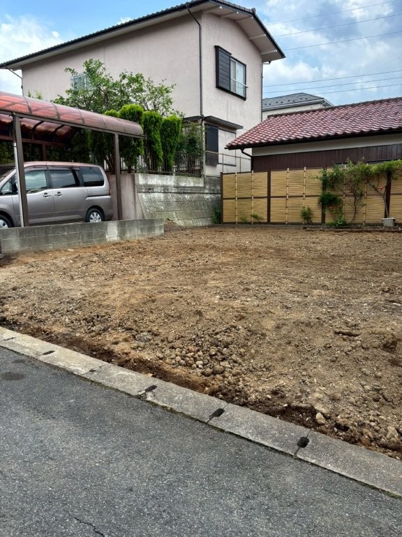 千葉県松戸市で木造二階建て住宅の解体完了後に更地化した敷地